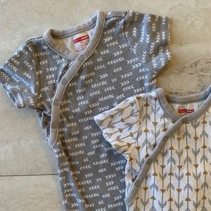 Skip Hop Gray & White 9m Onesie Bundle of Two